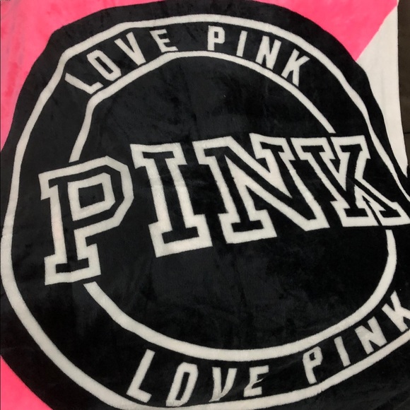 Blanket - Picture 2 of 3